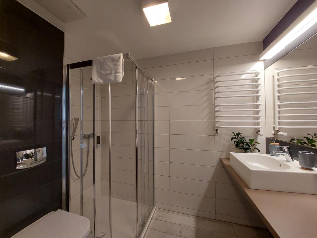 Apartament Sienna Czarna Gora Ischgl 18 المظهر الخارجي الصورة